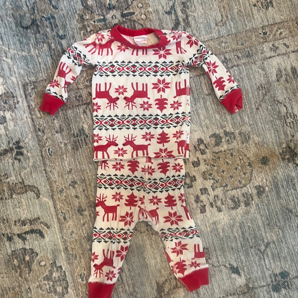 Hanna Andersson Holiday Pajamas Size 12-18 mos